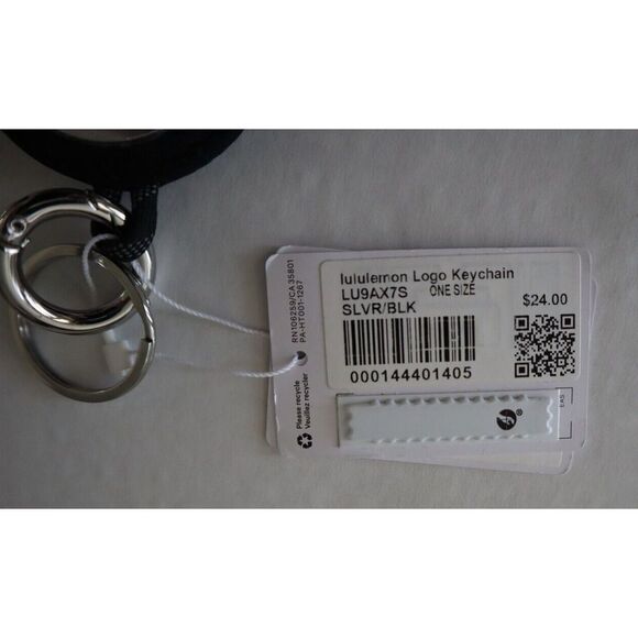 Lululemon LU9AX7S Unisex One Size Silver/Black Logo Keychain - Picture 3 of 4
